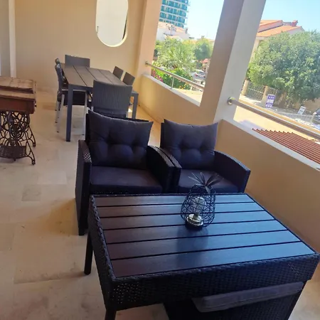 Apartment Milos *